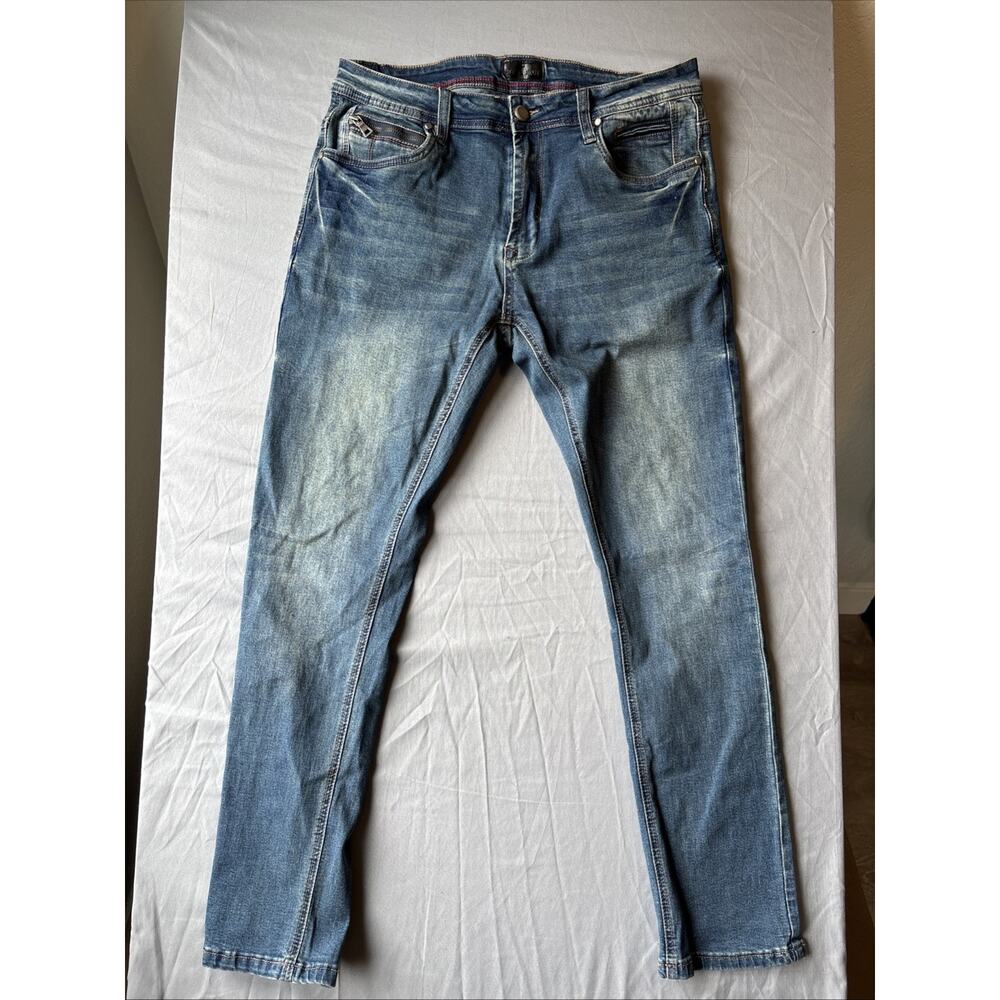 Steve’s Jeans - Woman’s Blue Straight Leg Jeans - Size 34W X 30L